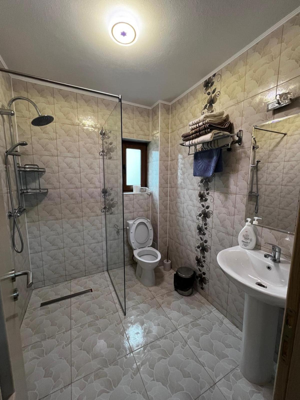 Отель Casa Bujor De Munte Dragoslavele Экстерьер фото